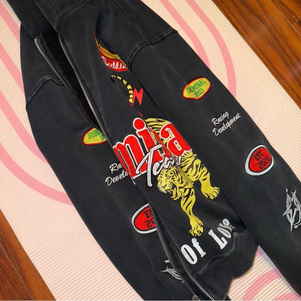 PacSun Black Oversize Graphic Sweater